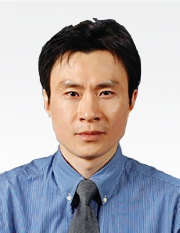 신영균 교수